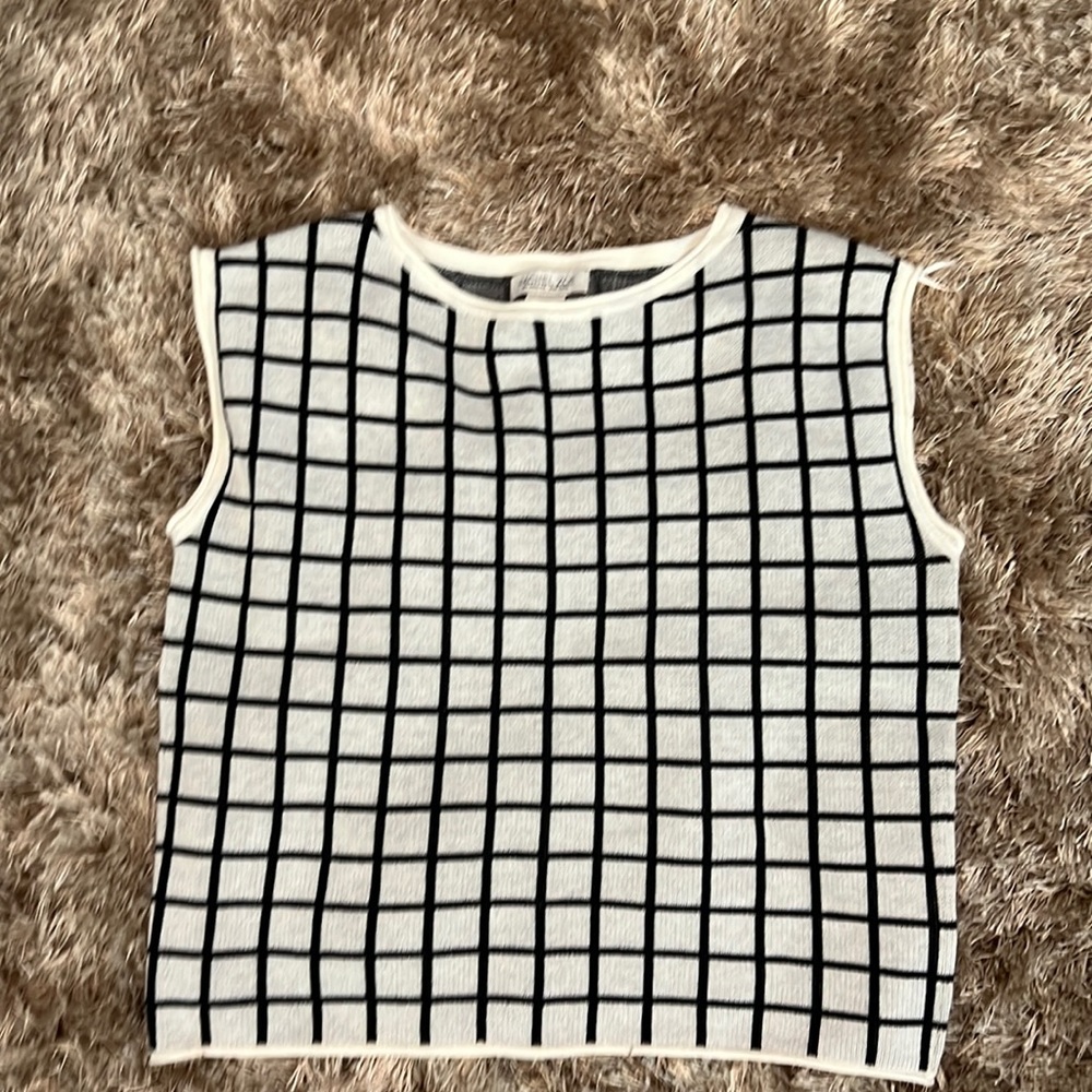 Women sweater vest